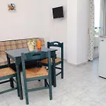 Frida Aparthotel 4*